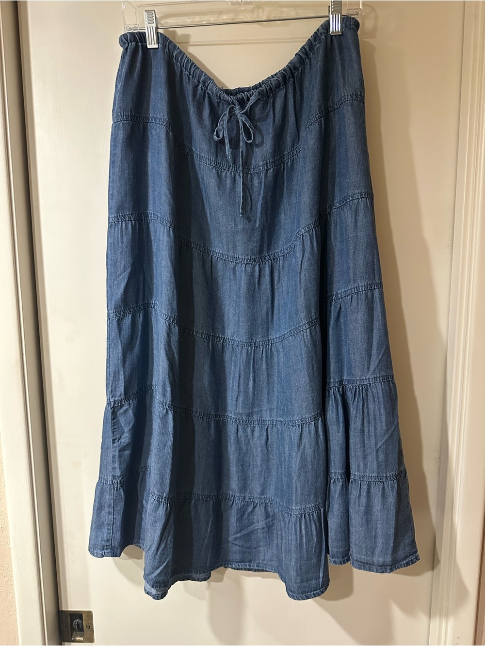 Velvet Heart Blue Tiered Chambray Maxi Skirt